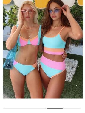 Beach Riot Brooks TOP Crus Crush Colorblock Bikini TOP ONLY SIZE SMALL